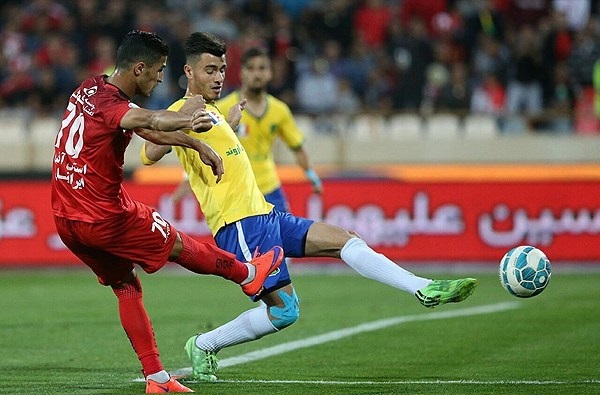 پرسپولیس 1 - 0 صنعت نفت / برانکو صدر را پس گرفت(+جدول/عکس) پرسپولیس 1 - 0 صنعت نفت / برانکو صدر را پس گرفت(+جدول/عکس)