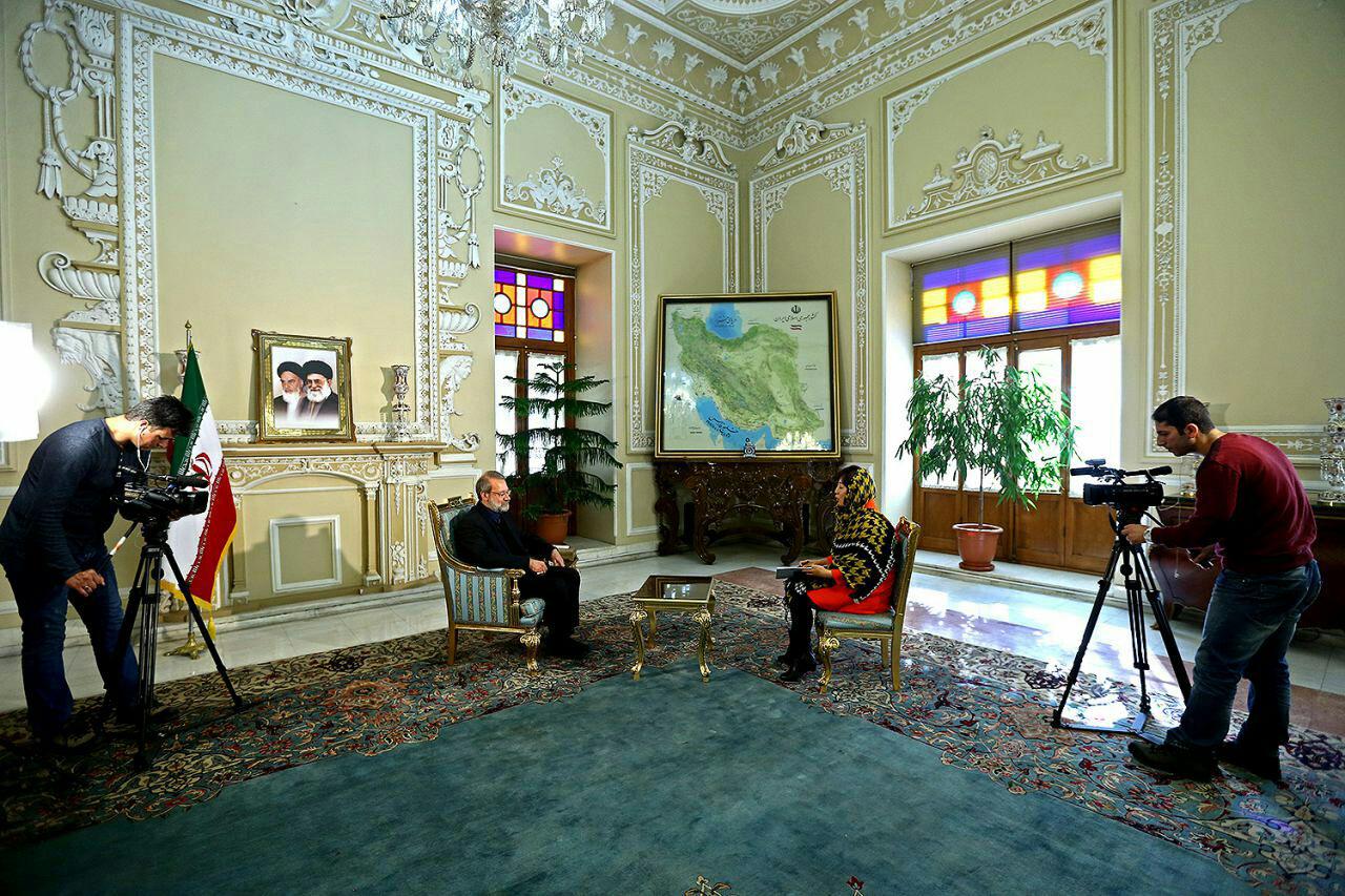 لاریجانی: کاندیدای انتخابات ریاست جمهوری نمی شوم/بازگشت جنگنده های روسیه به همدان بستگی به شرایط دارد