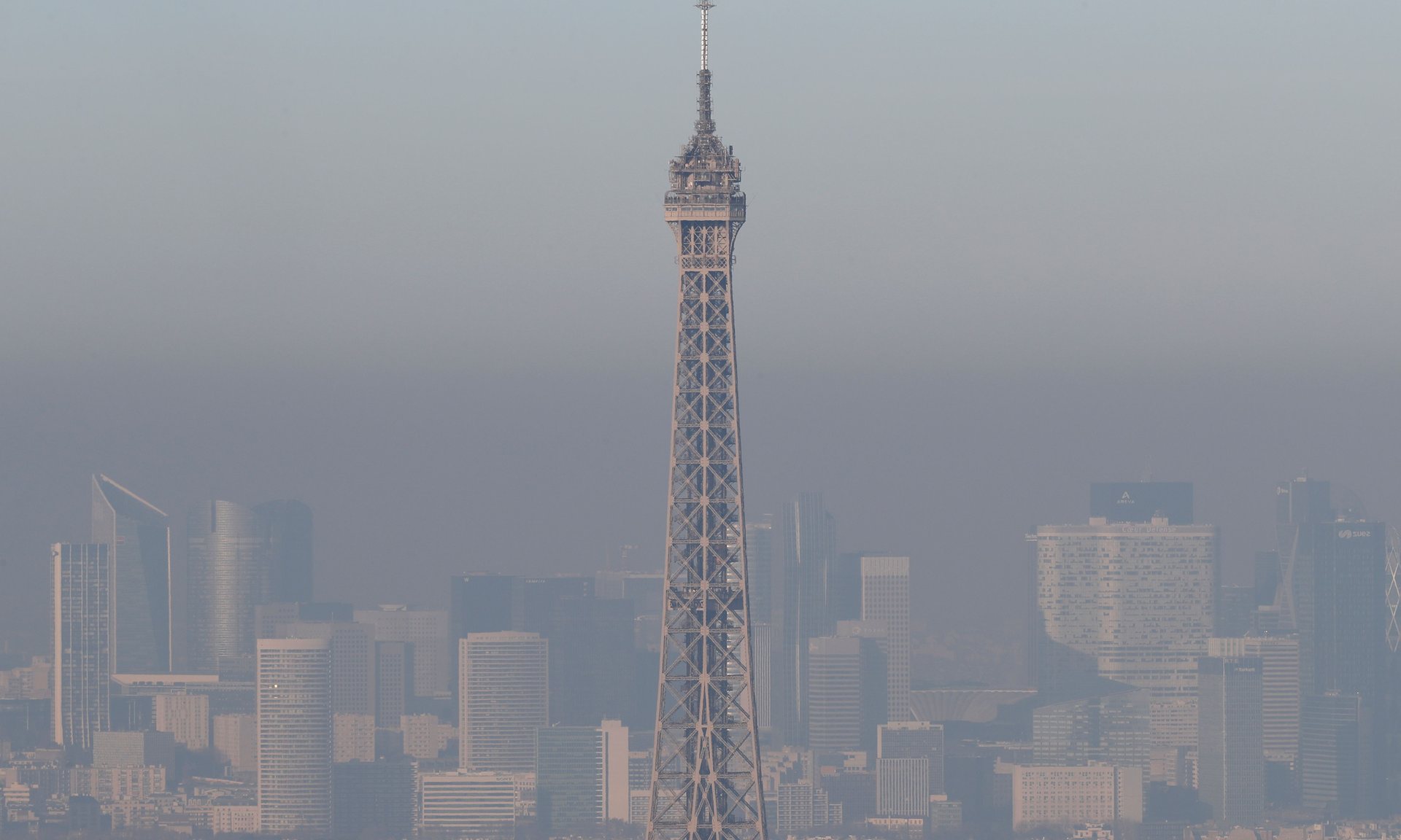 پاریس زیر تور خاکستری آلودگی هوا