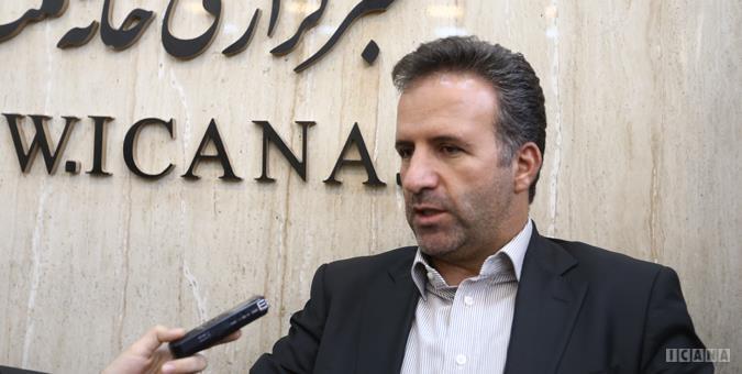 تهیه طرحی دو فوریتی برای لغو مصوبه افزایش تعرفه خودروهای وارداتی / افزایش تعرفه برای گروهی خاص رانت ایجاد می کند