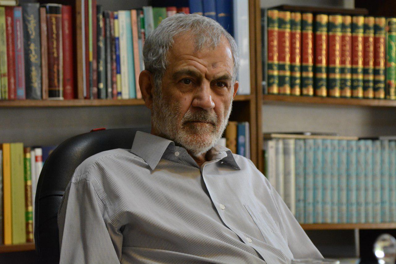 حسن غفوری فرد: استادیوم رفتن زنان لزومی ندارد/ احمدی نژاد ظرفیت رییس جمهور شدن را نداشت/ احمدی نژاد گفت در دانشگاه بین المللی قزوین برای دیگر کشورها رییس جمهور تربیت کنیم/ رای دادن به موسوی برایم گران تمام شد/ «رئیس جمهور کومور» تربیت شده جامعه المصطفی است حسن غفوری فرد: استادیوم رفتن زنان لزومی ندارد/ احمدی نژاد ظرفیت رییس جمهور شدن را نداشت/ احمدی نژاد گفت در دانشگاه بین المللی قزوین برای دیگر کشورها رییس جمهور تربیت کنیم/ رای دادن به موسوی برایم گران تمام شد/ «رئیس جمهور کومور» تربیت شده جامعه المصطفی است