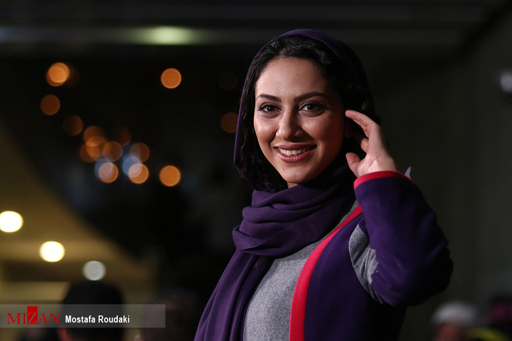 فیلمها و حاشیههای روز هشتم جشنواره فجر در سینمای رسانه (+عکس) فیلمها و حاشیههای روز هشتم جشنواره فجر در سینمای رسانه (+عکس)