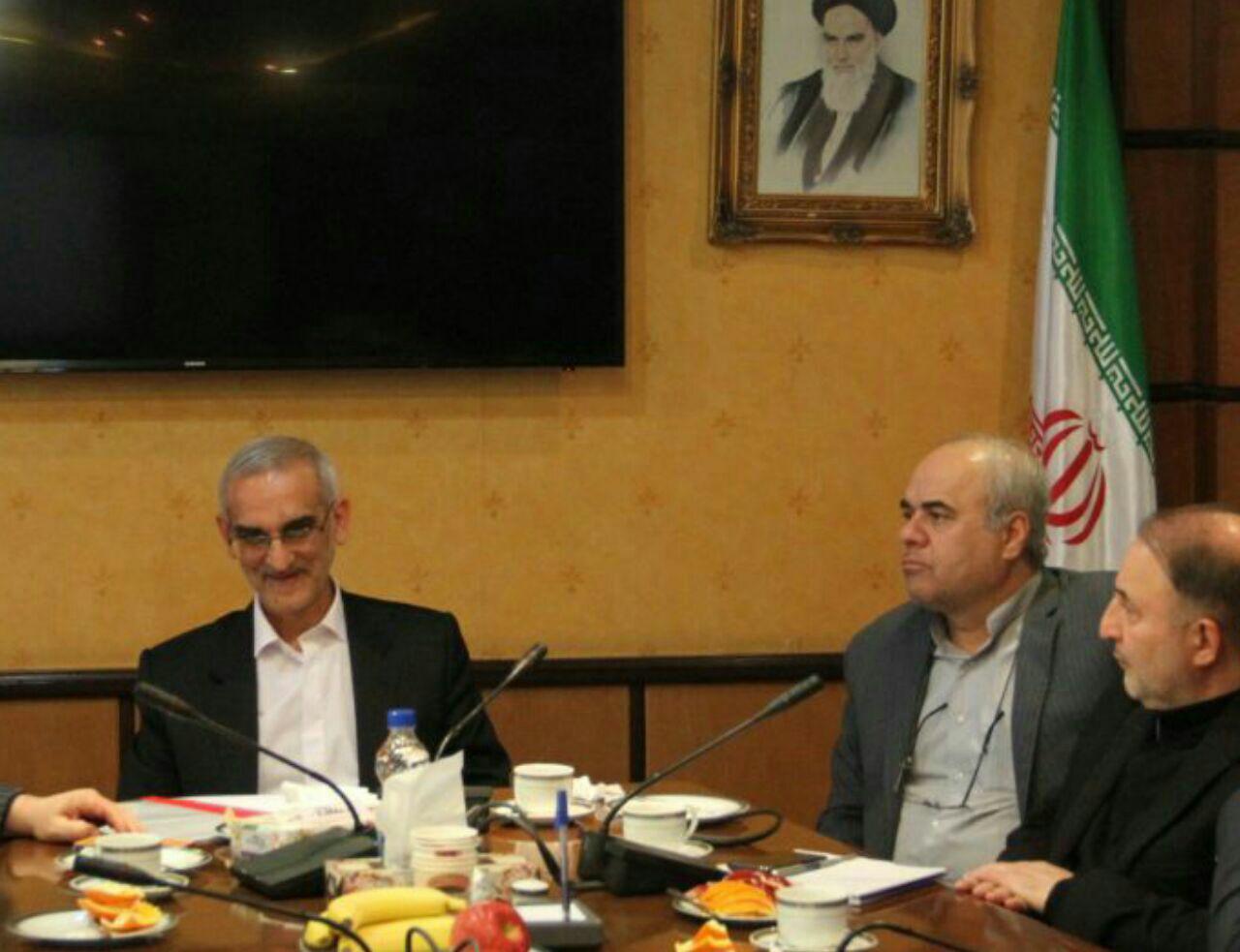 تشکیل کارگروه تدوین آیین‌نامه اعطای مجوز طرح ترافیک به خبرنگاران