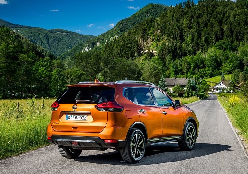 ایکس- تریل 2018 خودروی خوبی بود اگر در سال 2014 به سر می‌بردیم