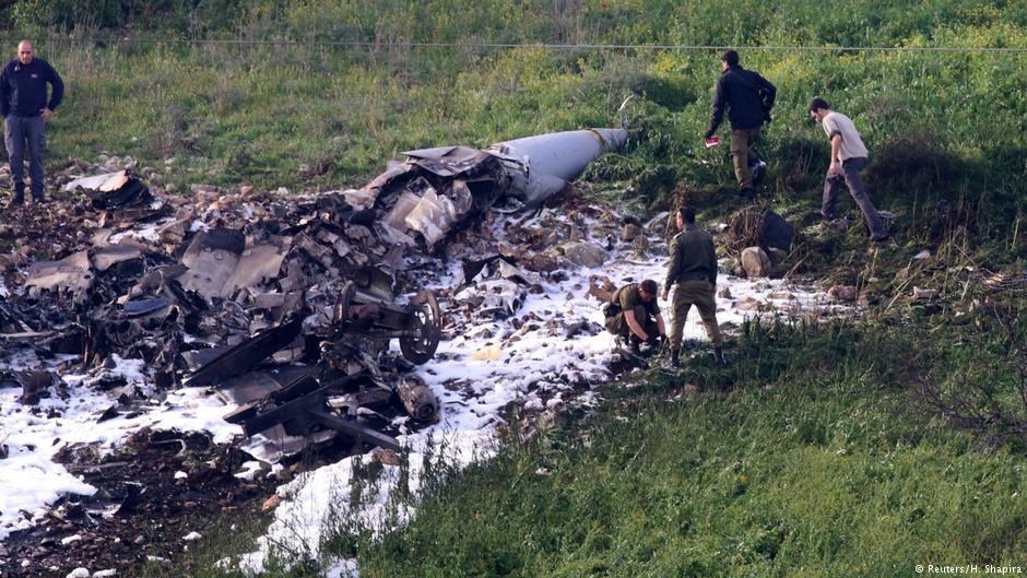 سرنگونی جنگنده اسرائیل توسط پدافند سوریه؛ ؛ 2 خلبان نجات یافتند/ اسرائیل: هدف گیری یک پهپاد ایرانی