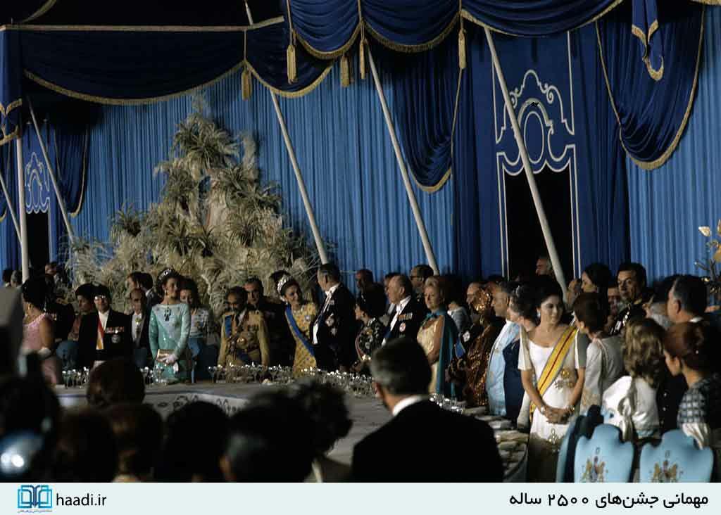 انقلابیون از سرنگونی سریع نظام پادشاهی غافلگیر شدندمعاون سازمان برنامه وقوع انقلاب را پیش بینی کرده بود/از تمایلات جاه طلبانه تا دو قطبی شدید فرهنگی