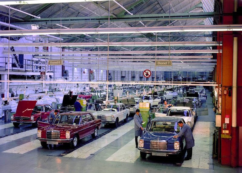 خط تولید بنز؛ 50 سال پیش (عکس)