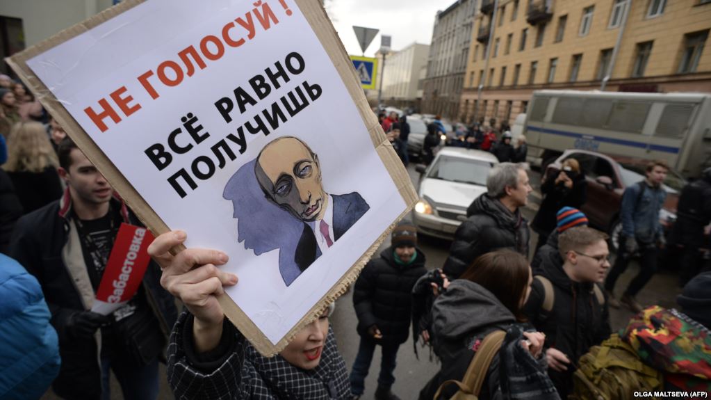 روسیه؛ تظاهرات هزاران حامی تحریم انتخابات و مخالفان پوتین (+عکس) / بازداشت 180 نفر روسیه؛ تظاهرات هزاران حامی تحریم انتخابات و مخالفان پوتین (+عکس) / بازداشت 180 نفر