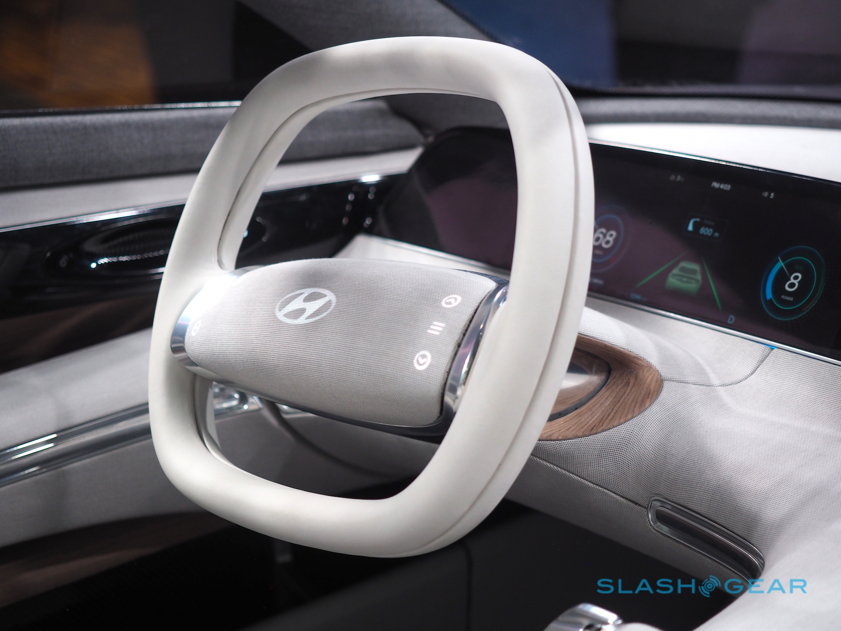 کانسپت لوکس هیوندایی در نمایشگاه ژنو کانسپت لوکس هیوندایی در نمایشگاه ژنو