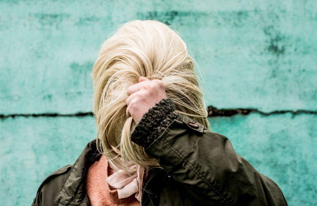 پشتپردۀ کلاهگیسهای انسانی پشتپردۀ کلاهگیسهای انسانی