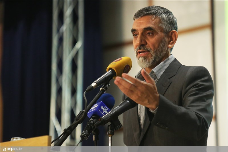 رییس ستاد مبارزه با قاچاق کالا و ارز: این ستاد خیلی تنبل و کند شده رییس ستاد مبارزه با قاچاق کالا و ارز: این ستاد خیلی تنبل و کند شده