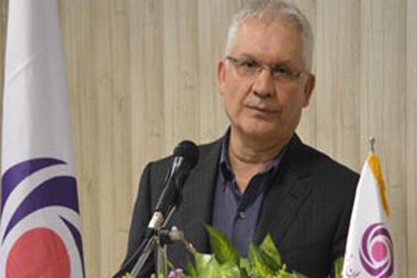 مدیرعامل بانک ایران زمین: سرمایه گذاری بانک ها راه تولید و اشتغال