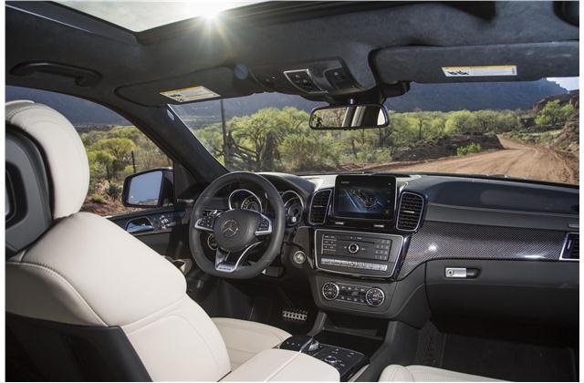 این خودروها در میان لوکسترین شاسیبلندهای جهان قرار دارند این خودروها در میان لوکسترین شاسیبلندهای جهان قرار دارند