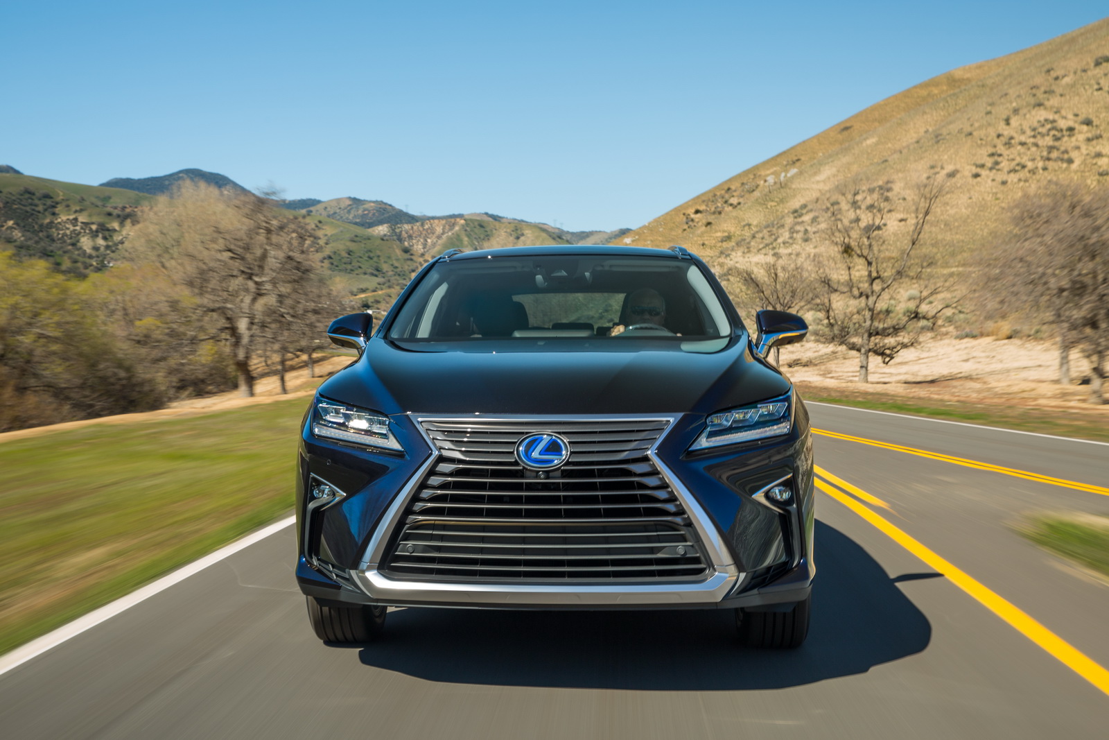 ارائه نسخه 7 صندلی از لکسوس RX/تفاوت نسخه تولیدی UX لکسوس و مدل مفهومی آن