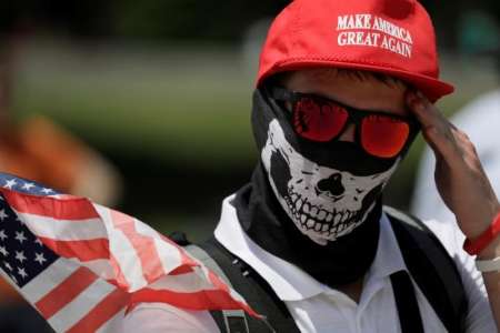 تظاهرات 100 نفر در حمایت از ترامپ در پایتخت آمریکا تظاهرات 100 نفر در حمایت از ترامپ در پایتخت آمریکا