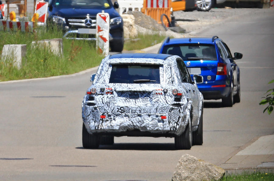 بنز در حال ساخت رقبای جدید بیامو X5 بنز در حال ساخت رقبای جدید بیامو X5