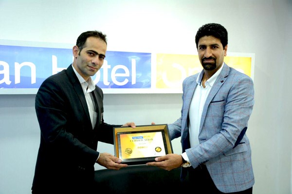 گواهی رضایت مشتریان برای 20 هتل تهران گواهی رضایت مشتریان برای 20 هتل تهران