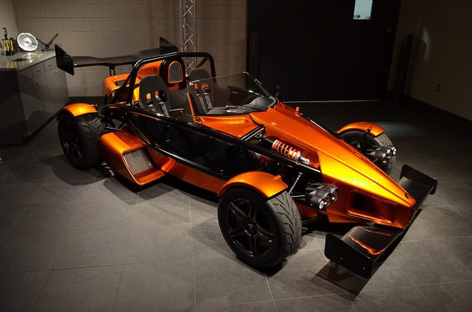 خودروهایی که قانونی بودن آنها برای حرکت روی جادهها شوکهانگیز است خودروهایی که قانونی بودن آنها برای حرکت روی جادهها شوکهانگیز است