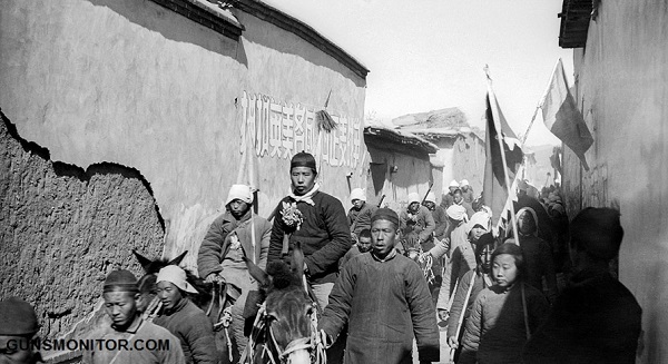 سفر تاریخی با نیرو های مسلح چین (+عکس) سفر تاریخی با نیرو های مسلح چین (+عکس)