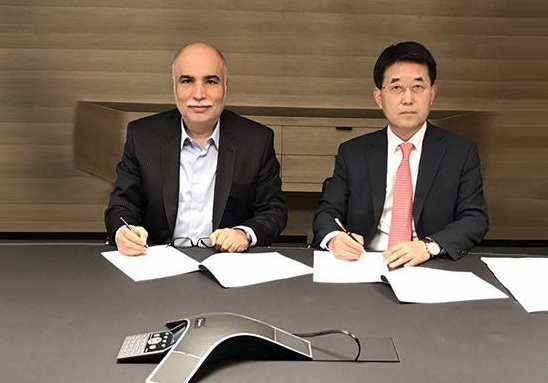 امضاي قرارداد آغاز مجدد همكاري ايران خودرو ديزل و هيونداي/ آغاز تولید اتوبوس و کامیونت