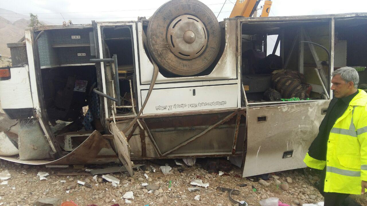 واژگونی اتوبوس در سمنان/ فوت 6 نفر