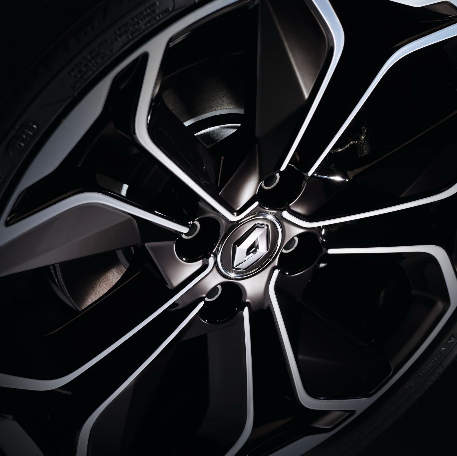 نسل جدید رنو کلیو الکتریکی و خودران میشود نسل جدید رنو کلیو الکتریکی و خودران میشود