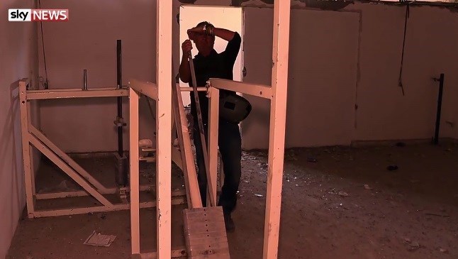 وحشت عریان در