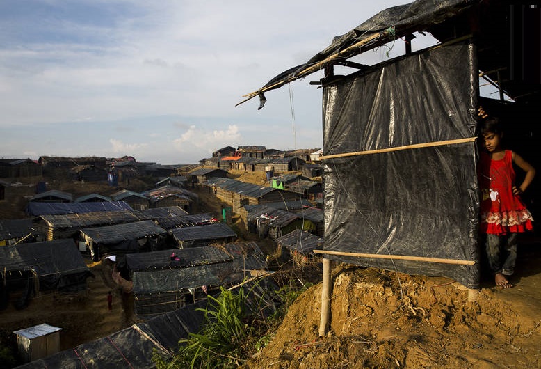 خانه‌های پلاستیکی مسلمانان میانمار (عکس)