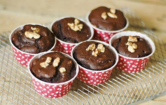 طرز تهیه مافین شکلاتی و گردویی