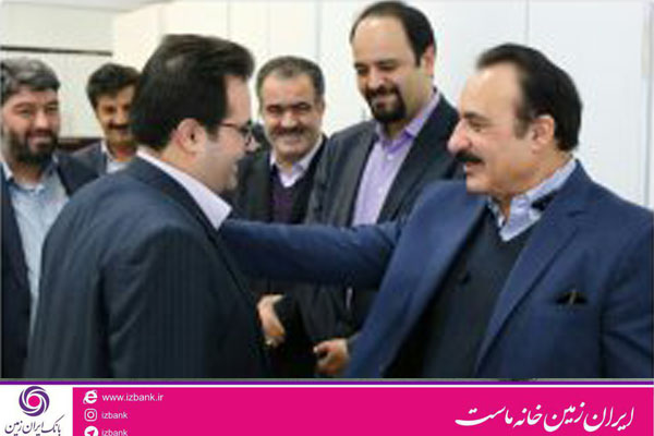 بازدید معاون عملیات بانکی از شعب استان قم بانک ایران زمین بازدید معاون عملیات بانکی از شعب استان قم بانک ایران زمین