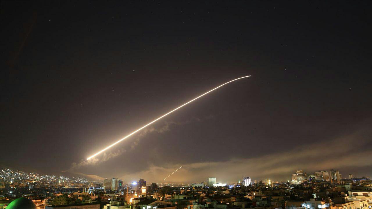 حمله آمریکا، بریتانیا و فرانسه به سوریه/ شلیک بیش از 100 موشک