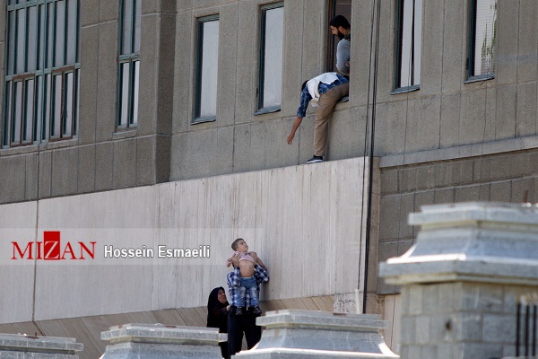 خرداد 96؛ داعش در تهران/ شلیکهای کور خرداد 96؛ داعش در تهران/ شلیکهای کور