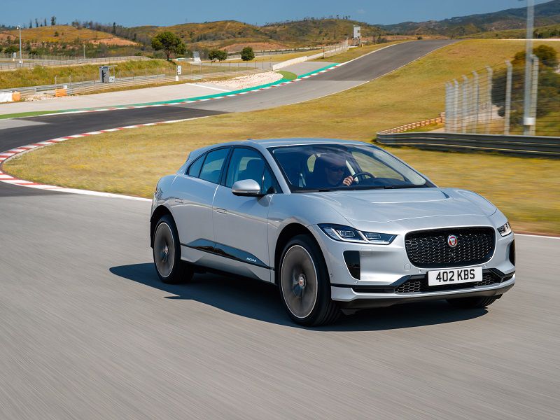 تند و خشن/ سریع‌ترین شاسی‌بلندهای لوکس 2019