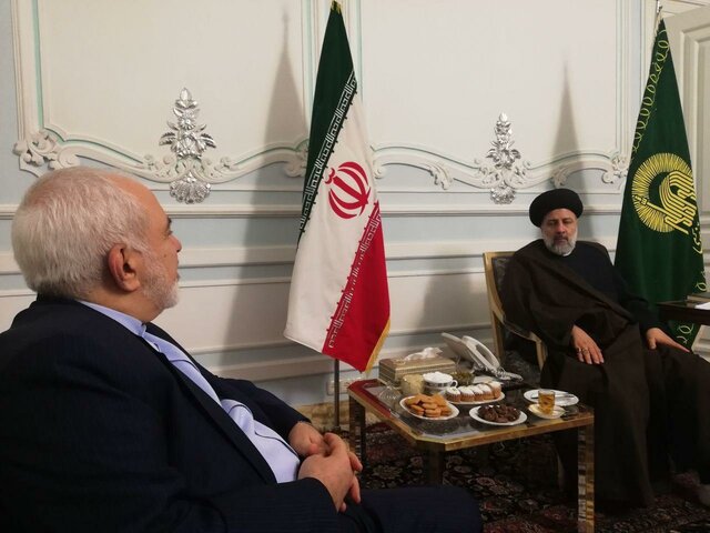 دیدار ظریف با رییسی در مشهد (+عکس)