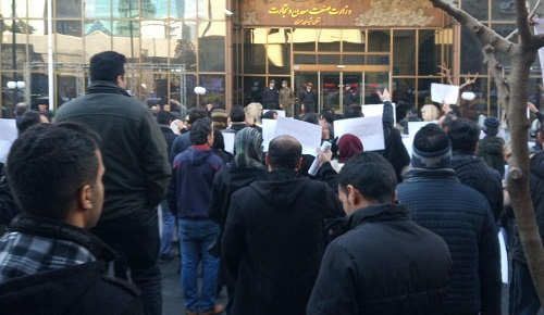 واکنش وزیر صنعت به اعتراض برخی خریداران خودرو