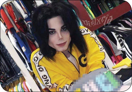 تبدیل شدن به خواننده مورد علاقه (عکس)