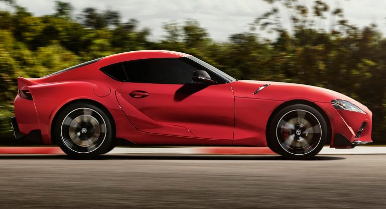 تفاوت سوپرای تویوتا و ب‌ام و z4