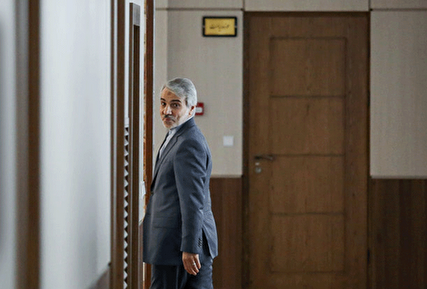 آقای نوبخت؛ الان وقت گلایه از مردم نیست، وقت حل کردن مشکلات است آقای نوبخت؛ الان وقت گلایه از مردم نیست، وقت حل کردن مشکلات است