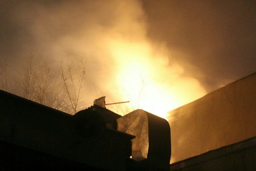 انفجار قلیان سرا در خیابان ولیعصر (+ عکس)