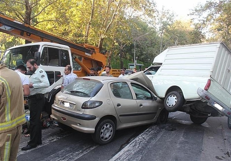 پلیس:   12 تا 16 بیشترین  ساعات فراوانی تصادفات رانندگی / جزئیاتی از میزان تصادفات رانندگی درون شهری ایرانیان در بهمن97