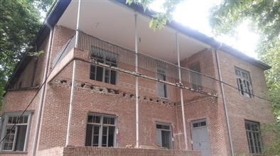 خانه قدیمی یک طبیب 