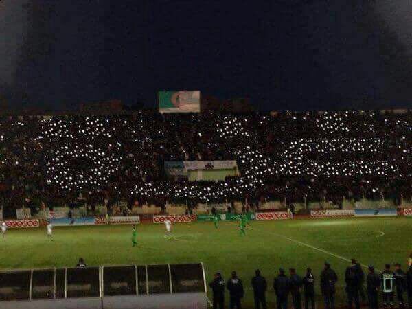 حمایت متفاوت هواداران فوتبال از غزه (عکس)