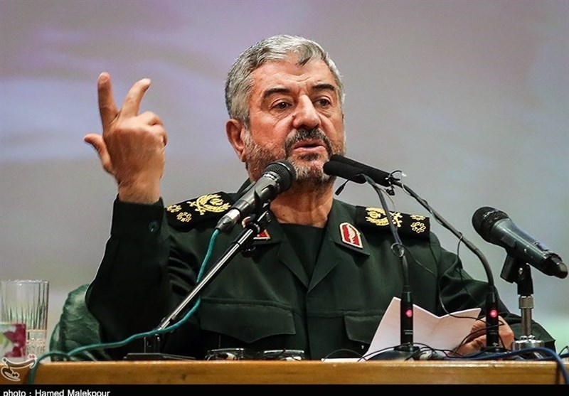 فرمانده سپاه: تعداد قابل توجهی از نویسندگان نامه مذاکره با ترامپ، مامور بودند؛ نمیدانیم به اینها دیوانه بگوییم یا چیز دیگر / رهبر کره شمالی، انقلابی بود، اما انقلاب کمونیستی نه اسلامی؛ آخر سر هم سازش کرد؛ ما دستور سازش نداریم / توان افزایش برد موشکها را داریم، ولی فعلا سیاستمان نیست فرمانده سپاه: تعداد قابل توجهی از نویسندگان نامه مذاکره با ترامپ، مامور بودند؛ نمیدانیم به اینها دیوانه بگوییم یا چیز دیگر / رهبر کره شمالی، انقلابی بود، اما انقلاب کمونیستی نه اسلامی؛ آخر سر هم سازش کرد؛ ما دستور سازش نداریم / توان افزایش برد موشکها را داریم، ولی فعلا سیاستمان نیست