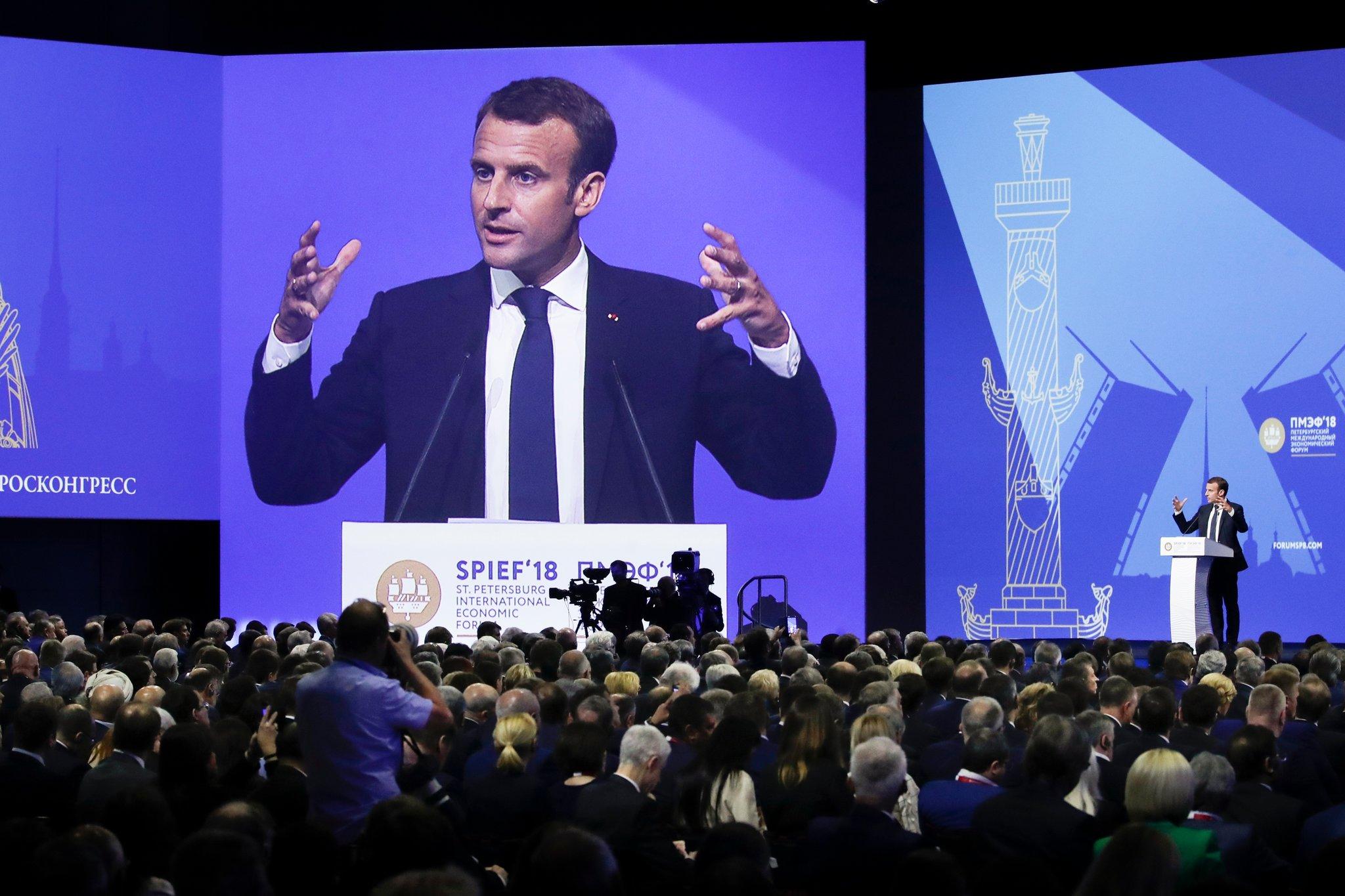 انتقاد رهبران سیاسی و اقتصادی جهان از تصمیمات ترامپ در حضور پوتین