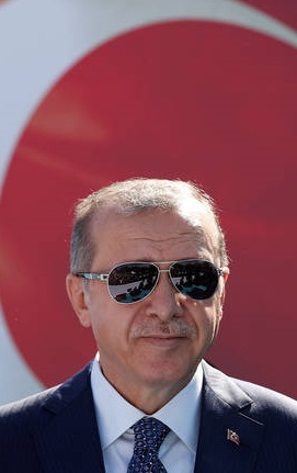 اردوغان: هرچه دلار و یورو زیر «بالش» نگه داشته‌اید به لیر تبدیل کنید