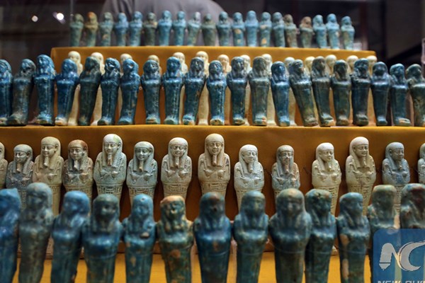 نمایش اشیاء تاریخی استردادی از ایتالیا در موزه ملی قاهره (+عکس) نمایش اشیاء تاریخی استردادی از ایتالیا در موزه ملی قاهره (+عکس)