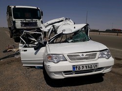 3 کشته در تصادف پراید و کامیون