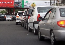 توزیع بنزین در مازندران عادی است/صف طولانی برخی پمپ بنزین‎ها به دلیل افزایش سفرها و موج شایعات است