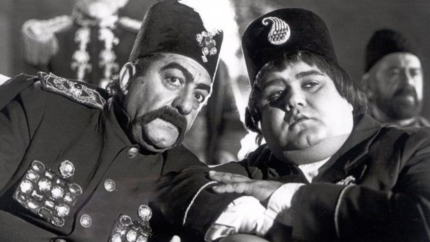 کوچ عاشق روسری آبی ...