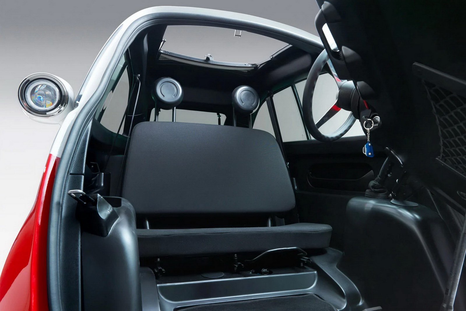 خودرویی حبابی با الهام از ایستای ب‌ام‌و